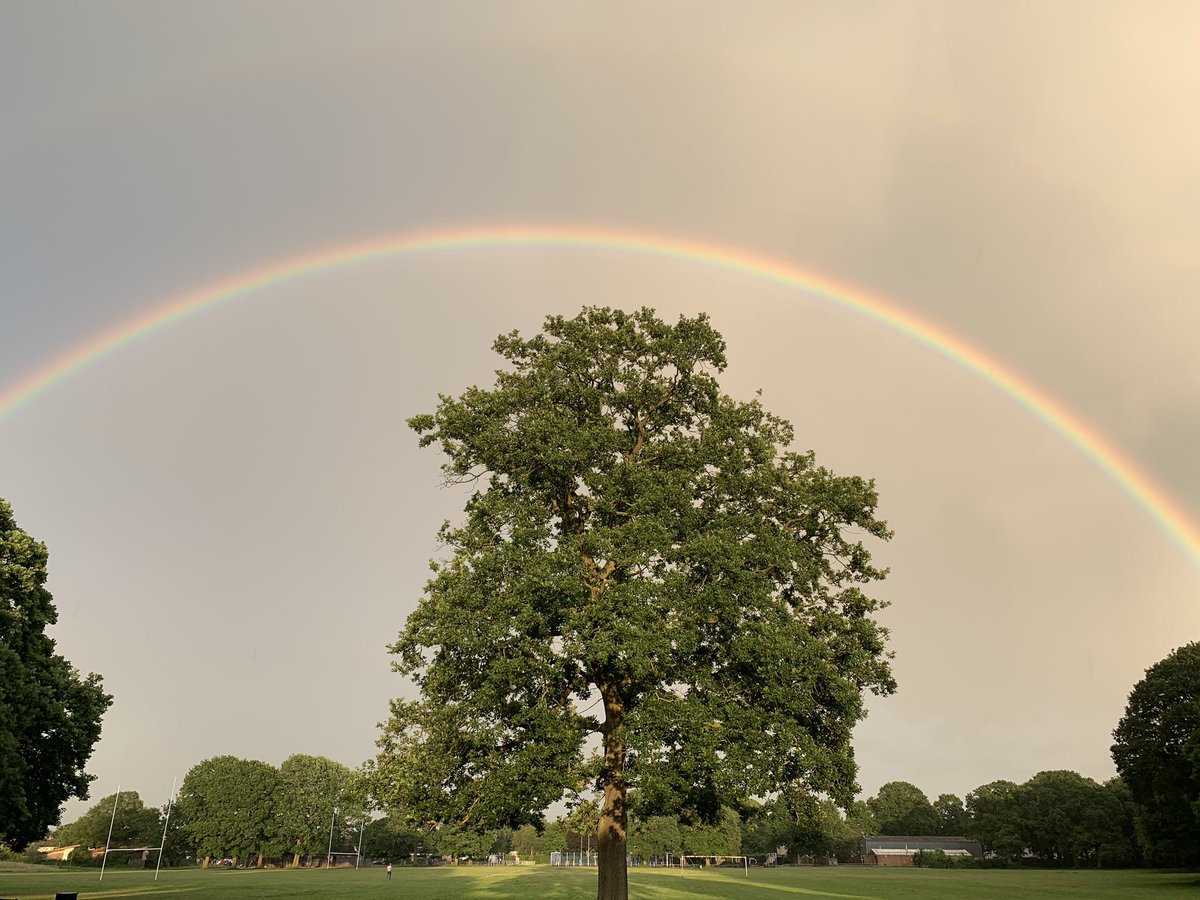 smp_1885's tweet image. Rainbow over Maidstone.
#FenPride #LifeAtFenergo