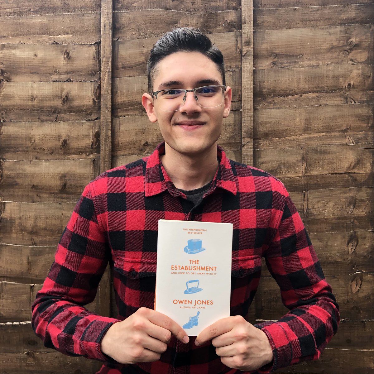 CovUniAS's tweet photo. A big congrats to @CoventryGD students, Mihai Tomas and Ashley Drew are 2 of the 30 shortlisted for the @penguinrandom Student Design Awards 2019.

We wish best of luck to both students and amazing work! #PRHDesignAwards

Find the shortlist and info: https://t.co/9bPU7dWxHs https://t.co/6gkH5JuNzq