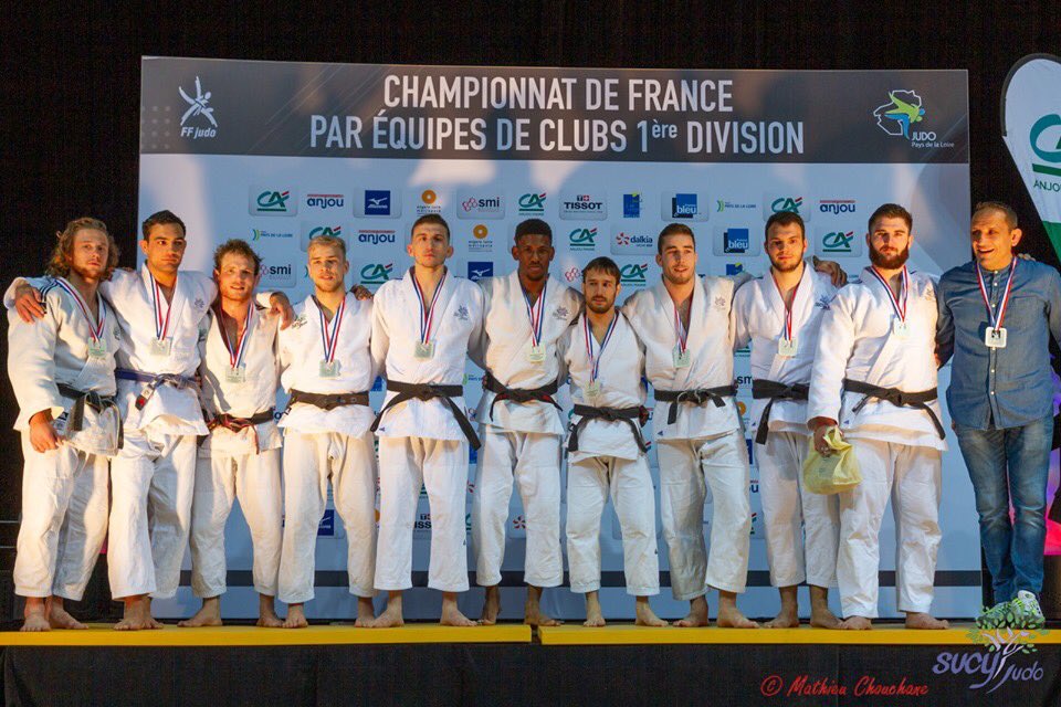 Beau week-end sportif à @VilleSucy, ville du sport ! 🏆#Football : tournoi avec 24 équipes venues de toute la France organisé par le Sucy Football Club. 👏 #Judo : l’équipe du Sucy Judo est vice-championne de France 1ère division. Bravo !