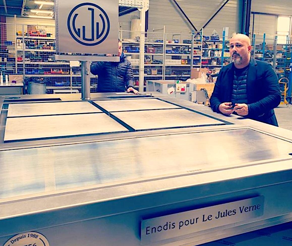 Découvrez comment le nouveau fourneau du restaurant Le Jules Verne du chef <a href="/FredericAnton/">Frédéric ANTON</a> a grimpé au sommet de <a href="/LaTourEiffel/">La tour Eiffel</a> I <a href="/FoodandSens/">Food&Sens</a> Via <a href="/haccpjod/">John J O'Donnell</a> buff.ly/317WrNb