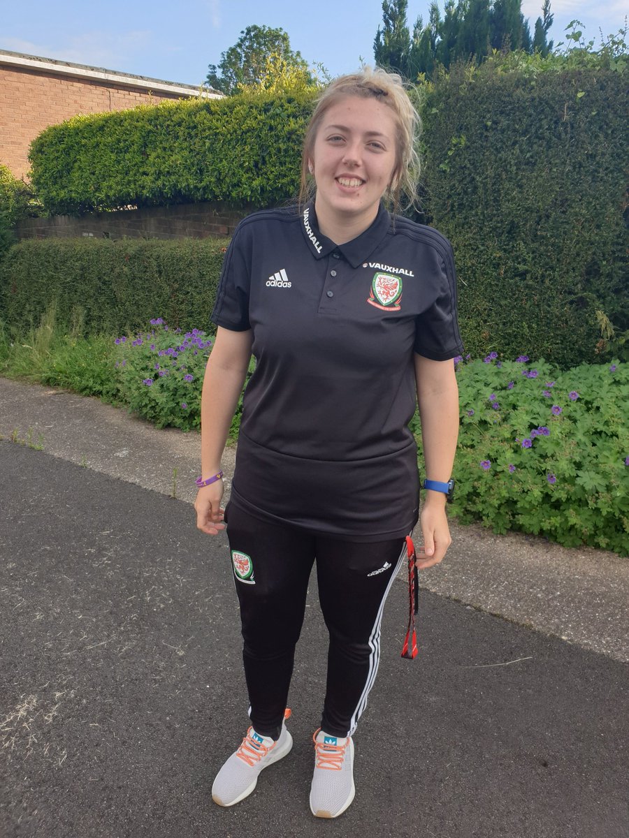 CivilNewport's tweet photo. Sunday 9th June 2019
Lauren, our Under 8s Assistant Manager, completed her @FAWTrust advanced refereeing course, excelling in both exam and assessment. Well done Lauren and great to have another qualified ref at the club
#CPD
#CoachEducation
#NPTCivil
#CivilNPT https://t.co/bnv0cZByYA