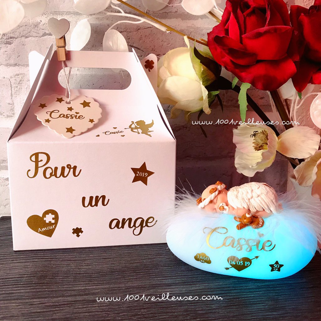 de_naissance's tweet photo. Bonjour Twitter ! Cadeau unique  https://t.co/DO0jRyjPUv shower
https://t.co/cRZ6Y6GKMr
⭐️ 
#Maman #cadeau #decoration #enfants #veilleuse #famille #Poitiers #lampe #bébé #Nouveauté #accouchement #lesmamans #grossesse #lnstagram #Montpellier #paris #Grenoble #Antibes #strasbourg https://t.co/YonVSmxQzM