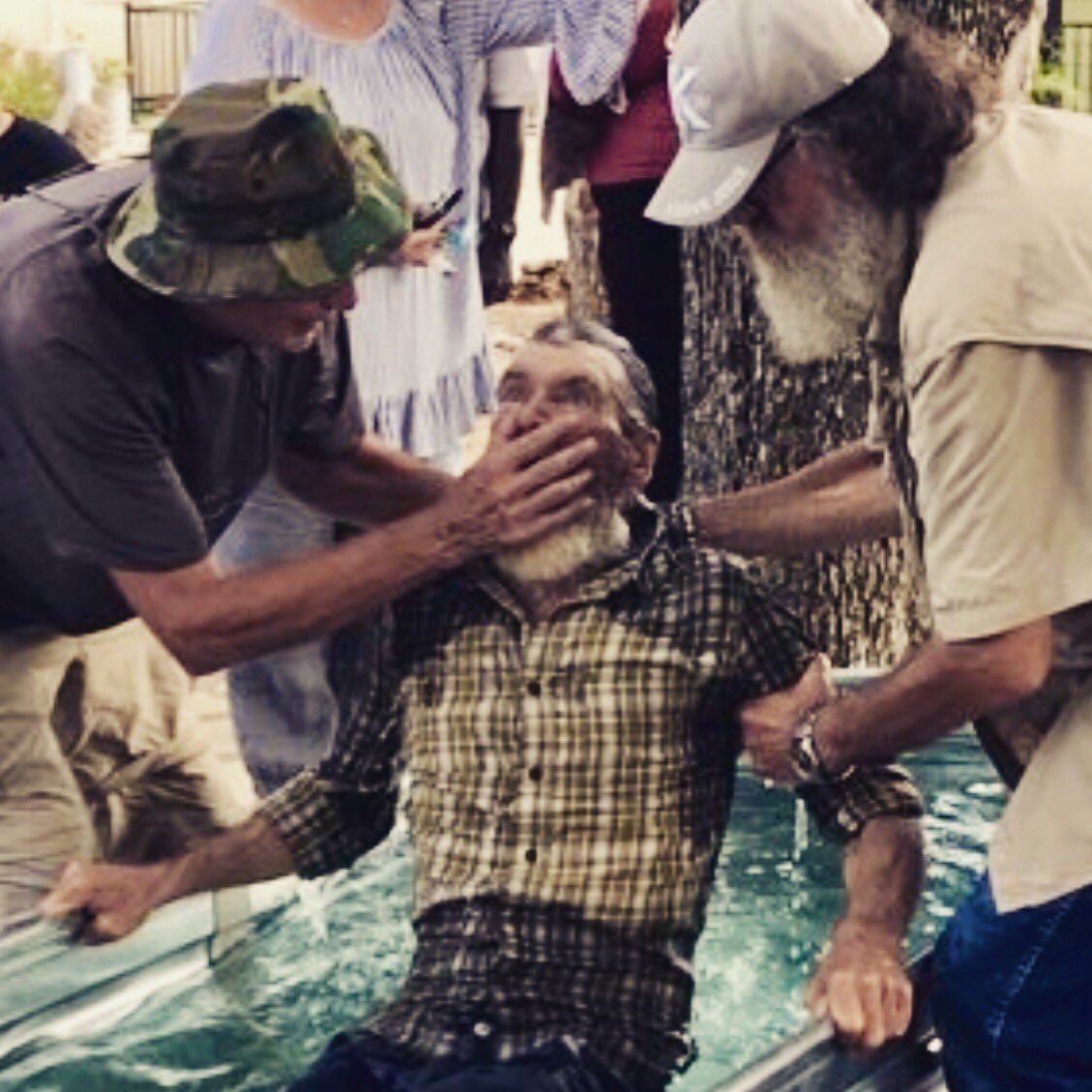 GatheringCF's tweet image. It is a good thing to lift the formerly homeless off the streets by giving them a safe place to call home.  It is a great thing to celebrate and experience new life in Christ.  Last night we baptized Terry &amp;amp; 3 others @ The Gathering #ServingGoodness #GoodNews #Mission