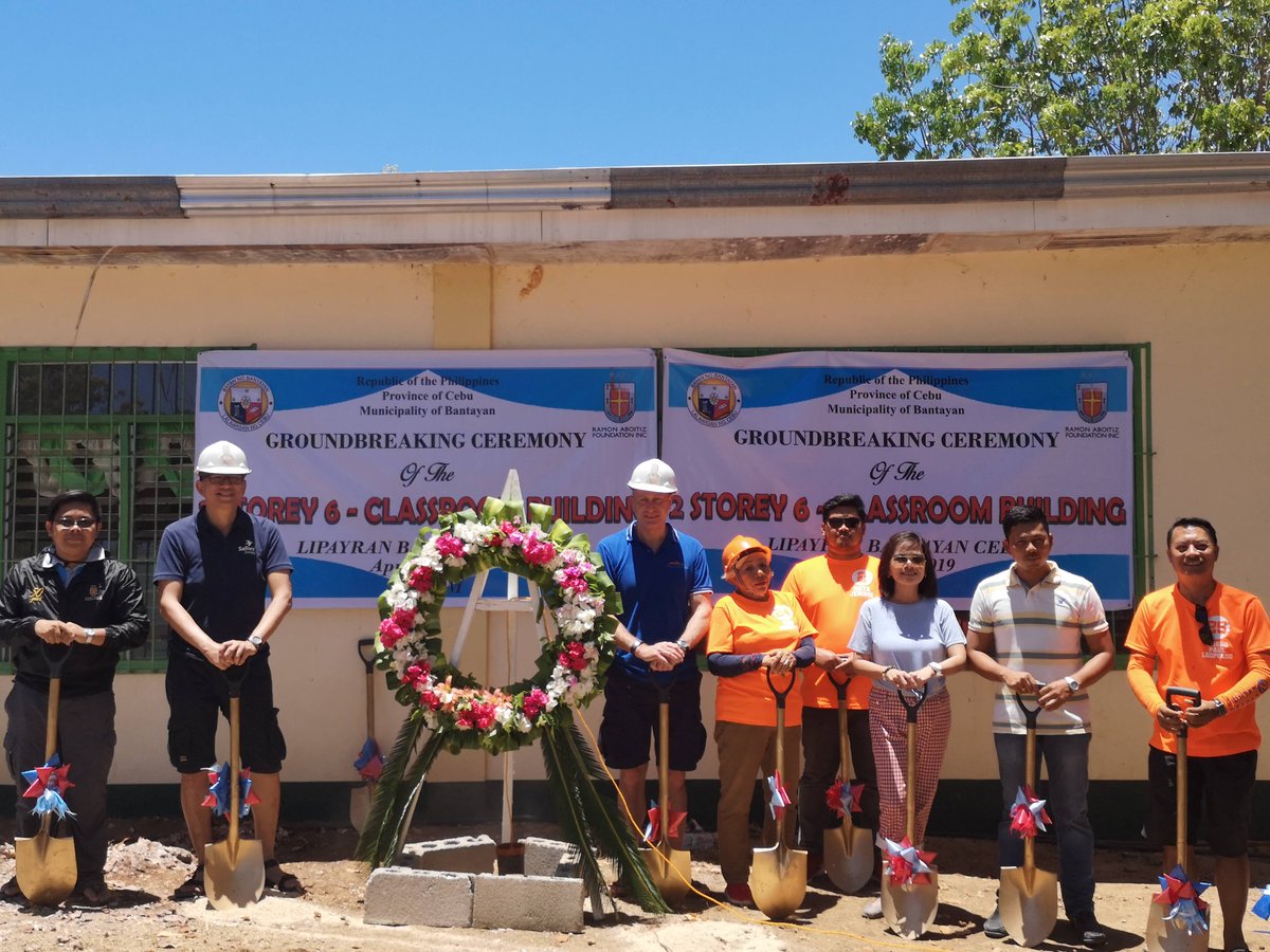 SailorsSociety's tweet photo. Hundreds of children will no longer have to face a dangerous two-hour boat journey to school, thanks to a new school we’re building in the Philippines.

Read the full story: https://t.co/0f7cxKiCnI #education #charity #Mondaymotivation #Philippines https://t.co/ZxJuOvwN6p