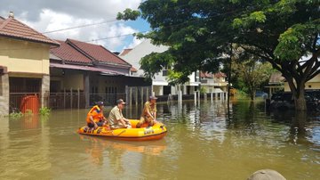 View image on Twitter