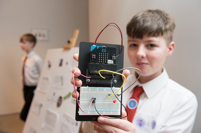 AppsforGood's tweet photo. Congratulations to students from @dunoongrammar1, who’ve won the Apps for Good Employability Skills Innovation Prize. @CapgeminiUK judges were blown away by their interactive physical prototype which helps users to defrost their car #FutureSkillsNow https://t.co/mxOGZ1Qtge https://t.co/38CIKHEQNr