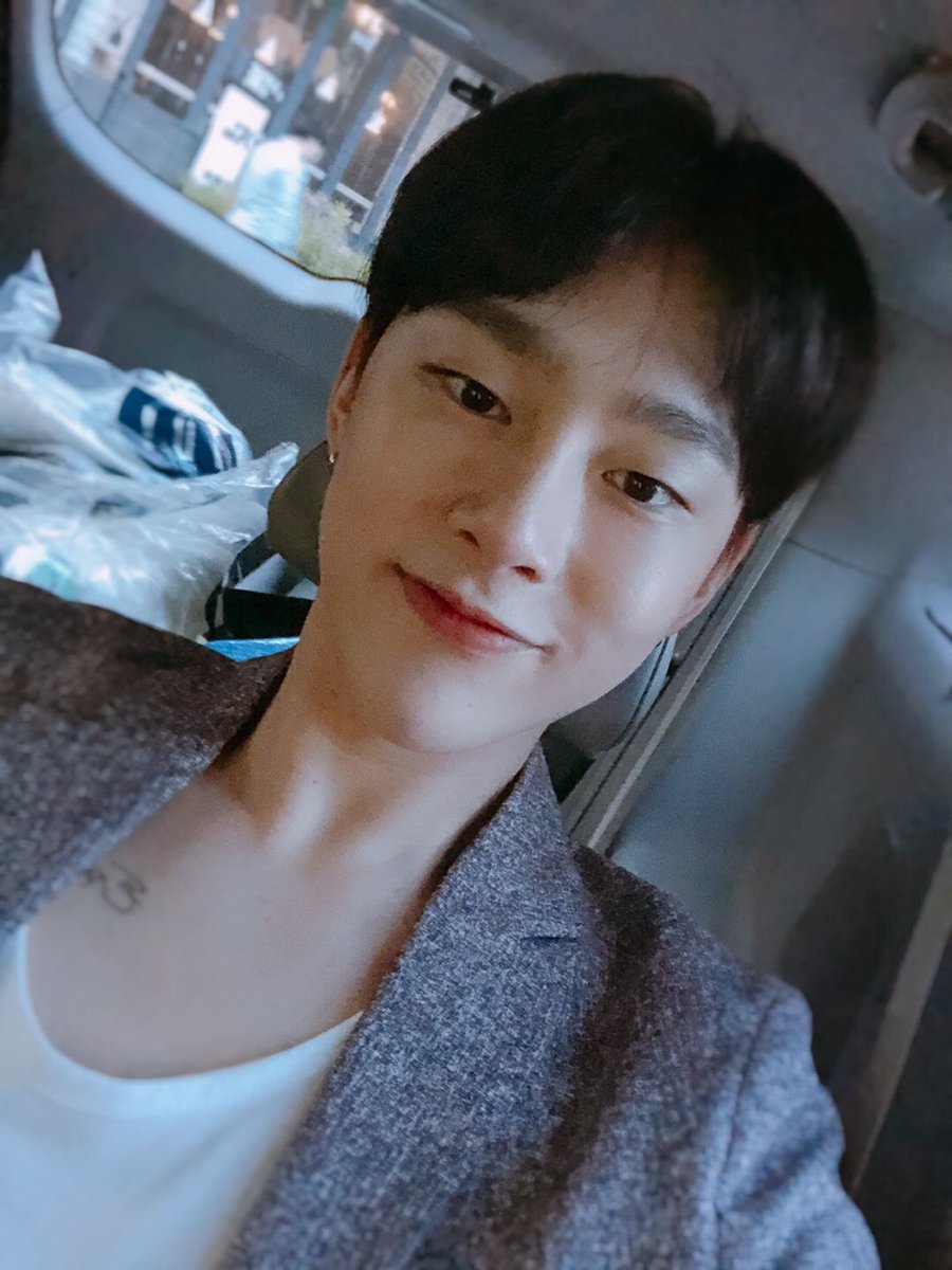 VIINI (권현빈) Official tweet media