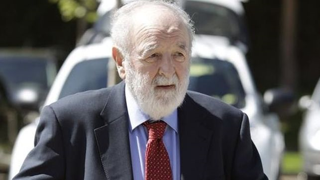 Toledo será capital internacional para el análisis del tratado de #Washington por el que se establecía la alianza del #atlantico Norte. Diego Carcedo en C-LMHOY. 
cmmedia.es/listas-de-repr… 

#CMMRadio 
Sintonízanos ahora 📻