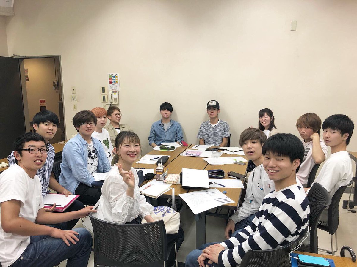 6月10日
【ロゲイニング班🐾】
近々開催のロゲイニングに向けてミーティング中です！！

2回生のリーダーを中心に頑張ってます💪