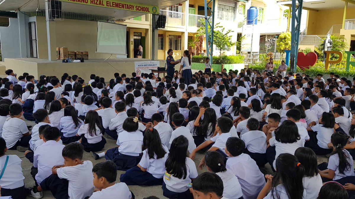 facebook.com/RPCRD4A/photos…
Personnel of RCADD, PMSg Mila Quitain, PIS PNCO, discussed the  Anti-Bullying Act of 2013 /RA 10627 to Grades 4 &amp; 5 student of Paciano Rizal Elementary School at Brgy Paciano Rizal, Calamba City on June 10, 2019.
#PNPPATROLPLAN2030 
#BalikEskwela2019
#PNP