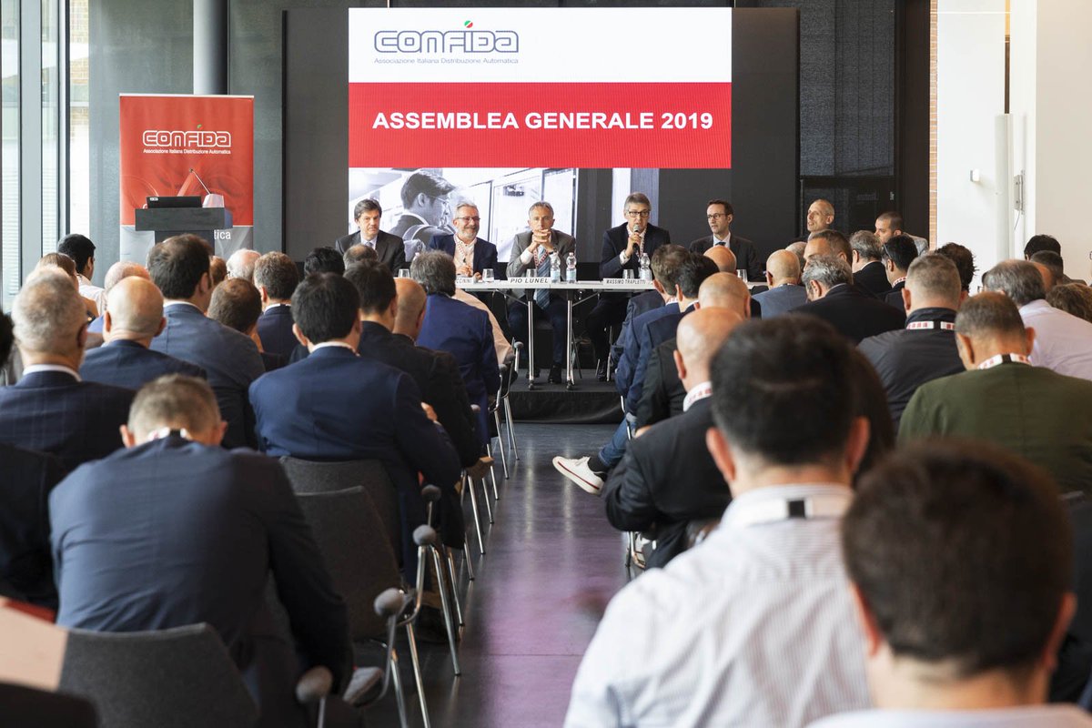 Assemblea 2019 #CONFIDA all’insegna dell’ #innovazione e del #consumatore #vending #distributoriautomatici
bit.ly/2Za59Zo