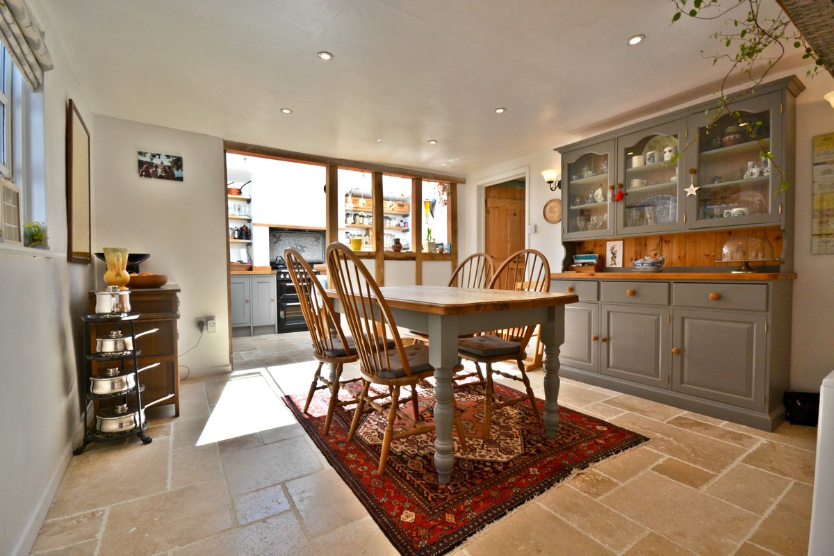 Arkwright&Co tweet media