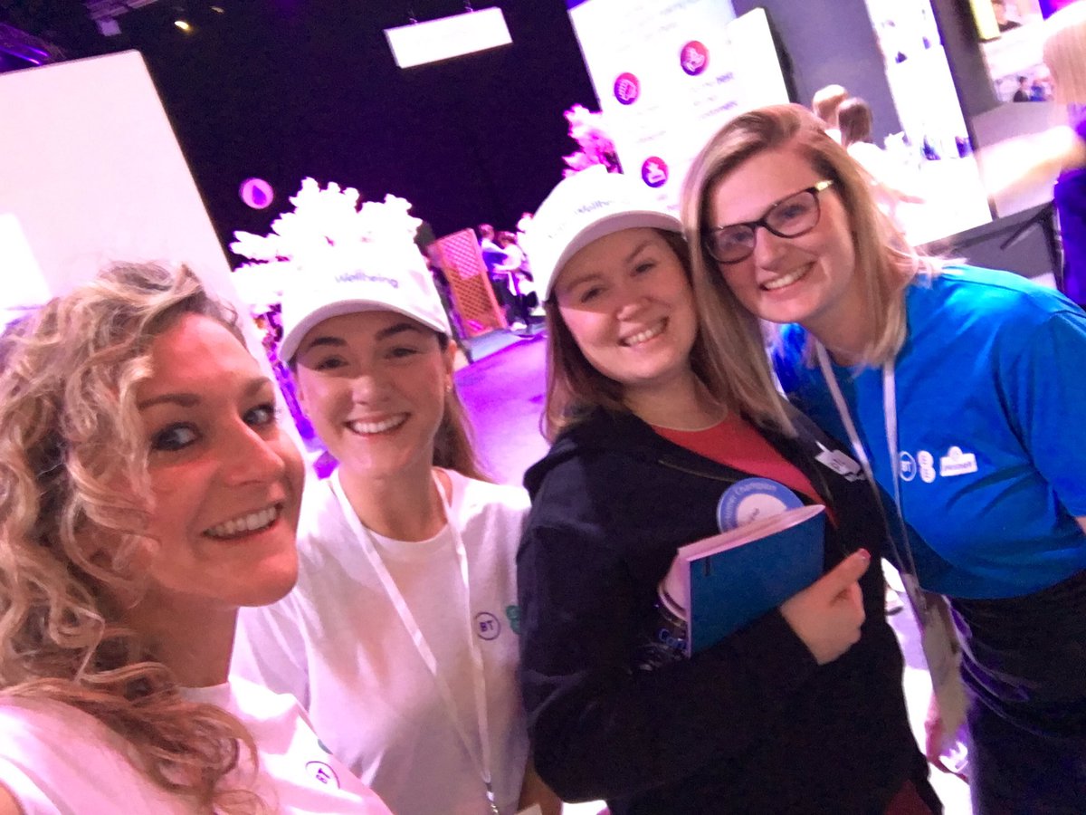 chloe26288's tweet photo. #P2BP #consumerlive2019 all hands on deck today! @Sinead241 https://t.co/wP29qvqoSw