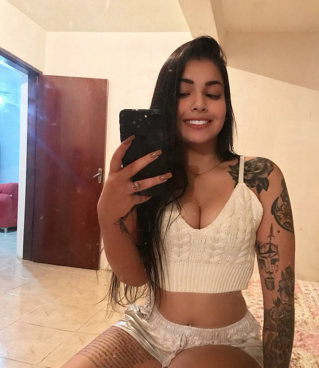 Carol Moura (@cacasafada)  X