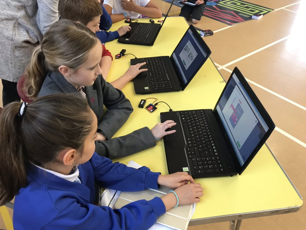 CASBromley's tweet image. A very exciting day for the @bromleyhsjunior Digital Leaders. Thanks to @hayes_primary for hosting our first Digimeet. A fun day of activities exploring coding and technology. #wearecomputing #techisfun #collaboration #community @WendyMacLeod3 @bromleyhs