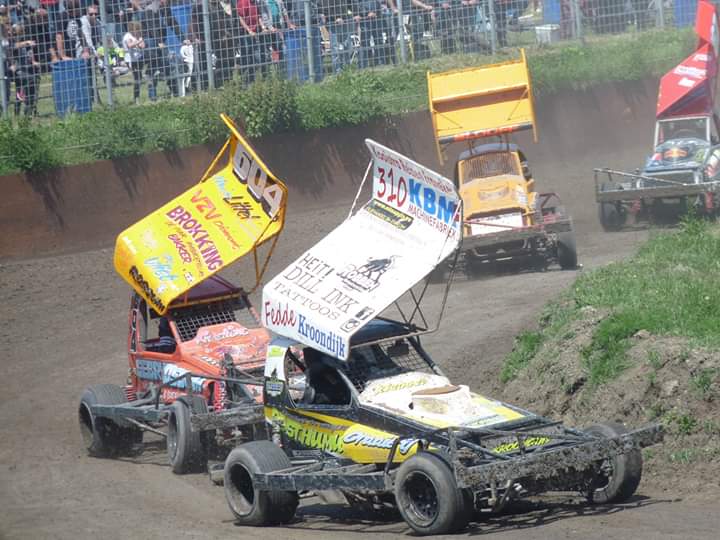 Did a day in my brothers car, first heat 15th in the wet, second heat 7th. 3rd heat a dnf fuel issues.. next week Texel!