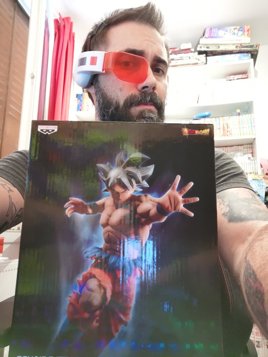 FredZolf's tweet photo. Cet aprem j'ai du lourd à vous faire gagner à partir de 14h sur mon live
Venez participer en direct avec moi à "qui veut gagner des Giveaway?"
Pour participer go vous inscrire sur mon discord ! 👌😉
RT apprécié  ! ^^ 
(link: https://t.co/kbqAQGa4zw) https://t.co/kbqAQGa4zw https://t.co/jBukGBGdFD