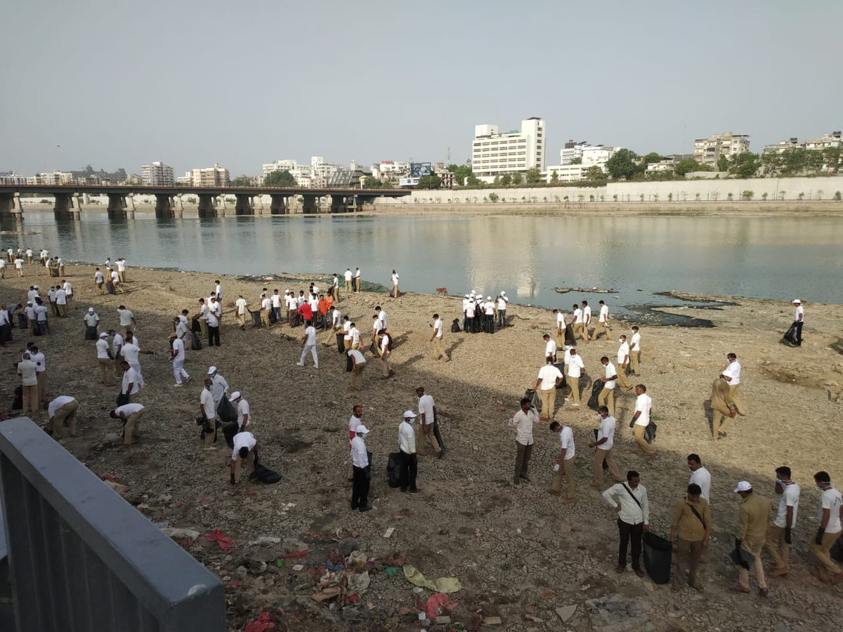 42point1 (@community42pt1) on Twitter photo <a href="/Community42pt1/">42point1</a> would like to Congratulate <a href="/Amdavadamc/">Amdavad Municipal Corporation</a> for conducting the #SwachhSabarmatiMahaAbhiyaan-a massive Sabarmati river clean-up campaign from 5th June - 9th June, 2019.
<a href="/AmdavadAMC/">Amdavad Municipal Corporation</a> <a href="/vishalkhanama/">Vishal B Khanama</a> <a href="/vnehra/">Vijay Nehra</a> <a href="/Community42pt1/">42point1</a> would like to Congratulate <a href="/Amdavadamc/">Amdavad Municipal Corporation</a> for conducting the #SwachhSabarmatiMahaAbhiyaan-a massive Sabarmati river clean-up campaign from 5th June - 9th June, 2019.
<a href="/AmdavadAMC/">Amdavad Municipal Corporation</a> <a href="/vishalkhanama/">Vishal B Khanama</a> <a href="/vnehra/">Vijay Nehra</a>