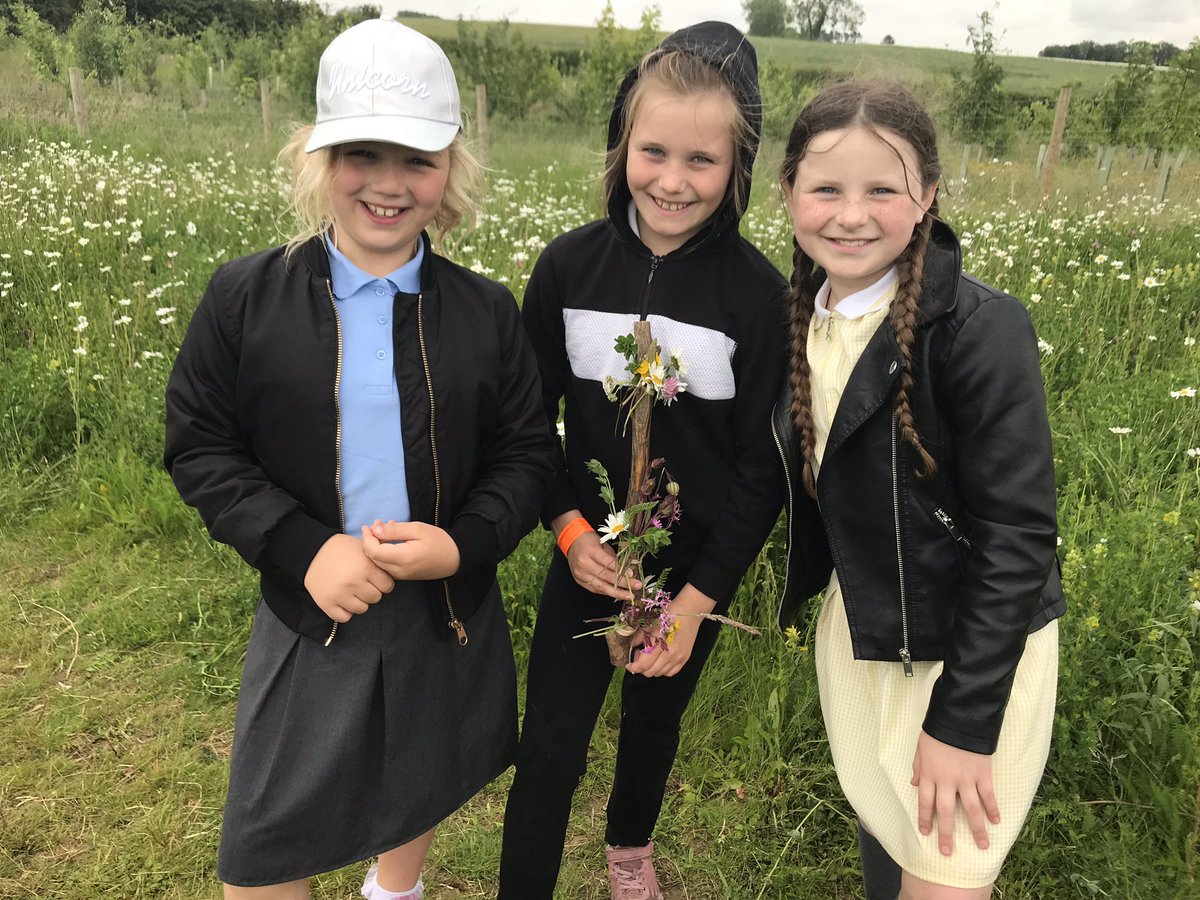 DorchesterHull's tweet photo. 4AC are already having a fabulous time at Williamโs Den! Weโve completed 2 fantastic activities already!! #outdooractivities #coolcollaboration https://t.co/bQDyzQfAXH