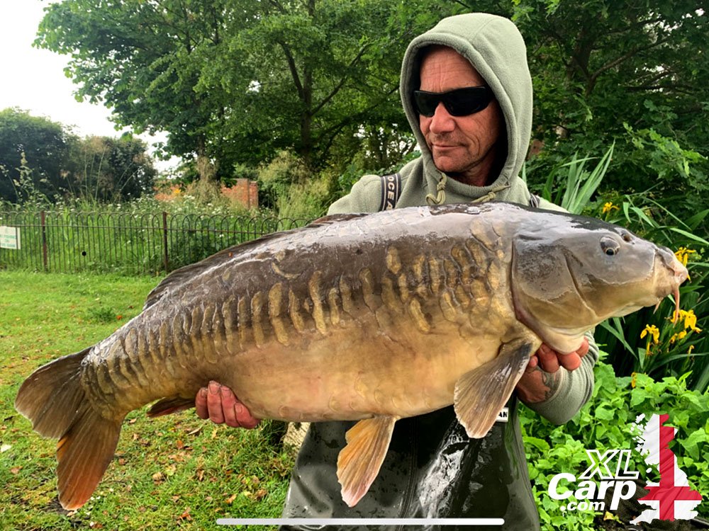 FryerningXLCarp's tweet photo. Simon Davey has just had a session of a lifetime landing a mind blowing 20 carp from The Main Lake.

These included:

2x40's
5x30's
6x20+'s
Only at Fryerning!

#FryerningXLCarp
#hauling
#MainLake
#ATeamCarp https://t.co/BNPcjSFjbw
