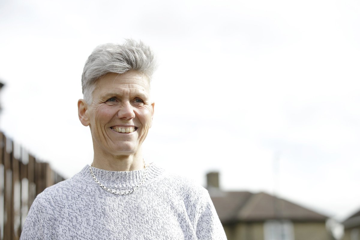 Thames Reach lead outreach worker Terri Filkins has been awarded an MBE in the Queen's birthday honours list. 

thamesreach.org.uk/terri-filkins-…