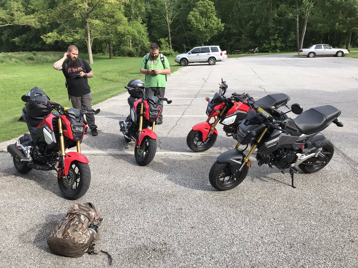 survive1985's tweet image. Ridin’ nerdy.