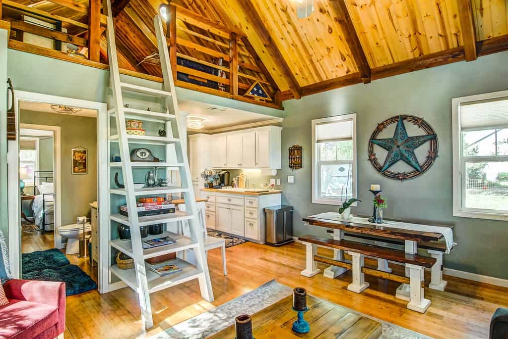 iTAGLevel's tweet image. Kanga Room Systems stands out as an unique and affordable manufacturer of some great kit and stand alone homes that are definitely worth considering. Check it Out!
taglevel.com/great-affordab…

#prefabhomes #prefabhomesforsale #cabins #simpleliving #taglevel