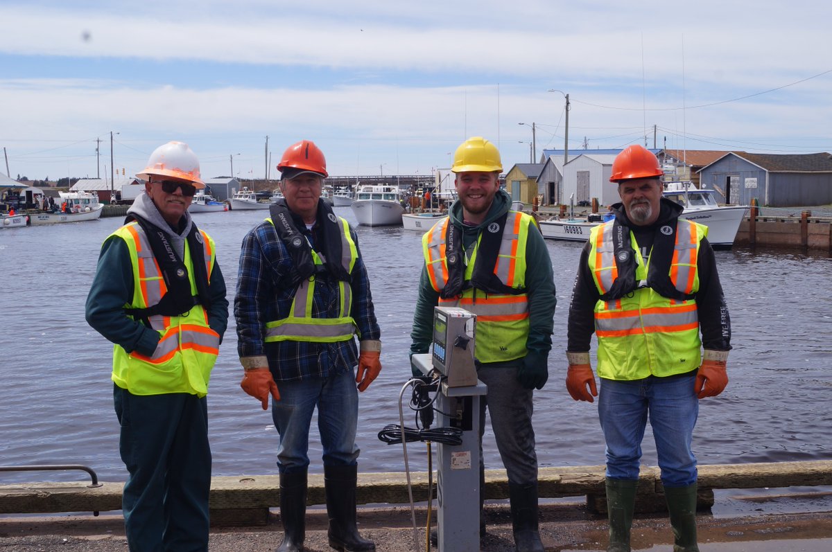 Today, OHS Officers are conducting wharf inspections at French River and Annandale #PEI to raise awareness on the risks while working on the water.  Remember to wear your #PFD where the risk of drowning is present. #fishing #fishingsafety

wcb.pe.ca/Information/Ne…