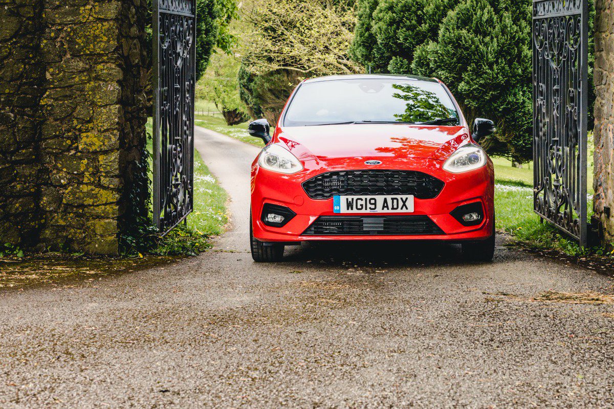 @JAlexanderFrye takes the new Ford Fiesta ST-Line 1.0T for a spin on the beautiful roads of #SouthDevon, courtesy of <a href="/VospersMotors/">Vospers</a> Torquay. #RoadTest

grow-media.co.uk/motoring/road-…