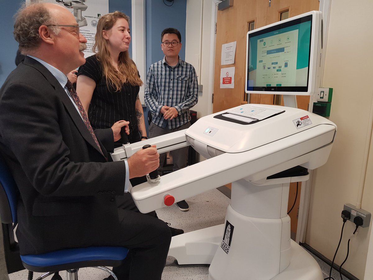 UKRI_News's tweet photo. In the past year, UKRI has invested over £60million in #robotics.🤖

Today @UKRI_CEO is being shown around the Electrical and Electronic Engineering facilities, Robotics labs and Storm labs at @LeedsRobotics by Professors Valdastri, Xie and Richardson.

#UKRI2019 https://t.co/AVaNDNC2oV