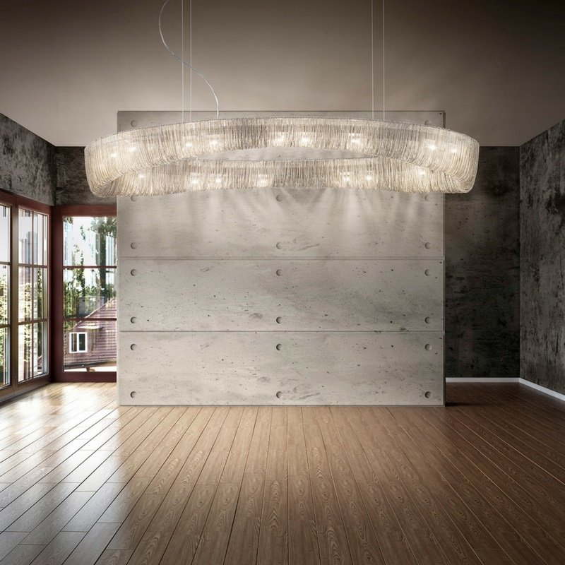 The fabulous light, adding some sparkle to a gloomy #rainy day. Thousands of fine metal chains, in a cloud shape, with internal lights that shimmer down through the light. Let the #sunshine in!