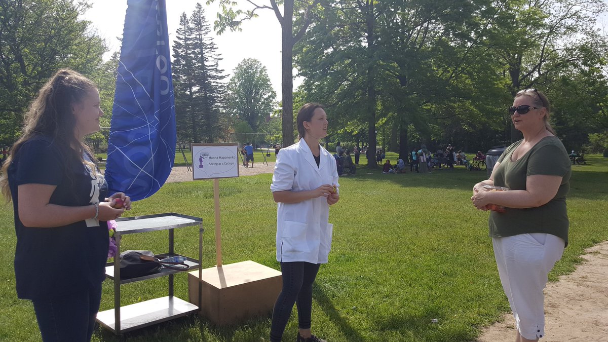 Sun was out, crowds were buzzing at yesterday's first ever <a href="/SoapboxScience/">Soapbox Science</a> #waterloo.. it was great hearing from #WomenInSTEM like <a href="/chaudr8/">Dr. Roopali Chaudhary (she/her/hers)</a> #megankane #anaklinkova <a href="/daniela_oneill/">Daniela O'Neill</a> <a href="/HannaHaponenko/">Hanna Haponenko</a> #scicomm #VictoriaPark