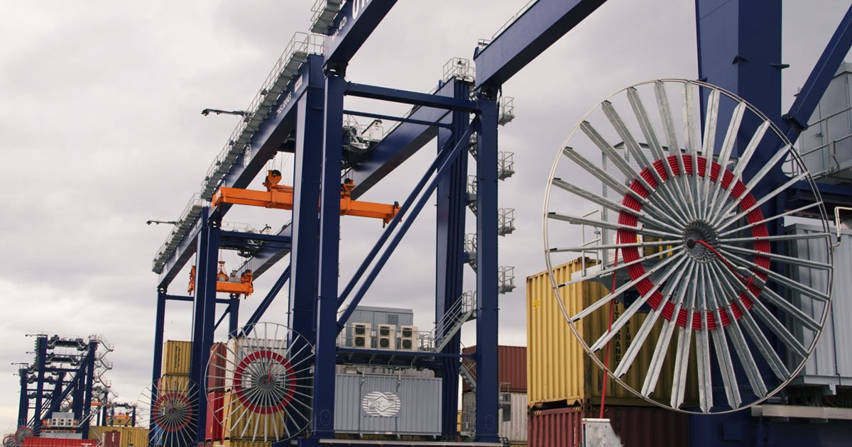 TratosGroup's tweet photo. #TRATOSFLEX ESDB’s modified #cable structure tightens the components against internal #movement to accommodate the stresses involved in high speed applications. Read more: https://t.co/gfMadMMqgu #ReelingCable #PortSolutions #manufacturer #innovator https://t.co/hK3T7Tc2oK