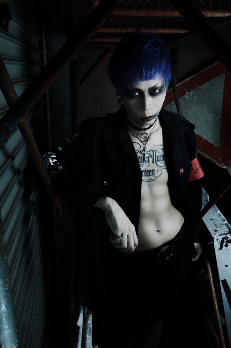 【新メンバー加入】
2019年6月13日
HOLIDAY NEXT NAGOYA公演より正式メンバーとしてドラムにkoumei（ex.Secile
ex.ジャガー）@KoumeiLucifer が加入！

e+
eplus.jp/sf/detail/2932…

バンド予約
lucifers.info@gmail.com