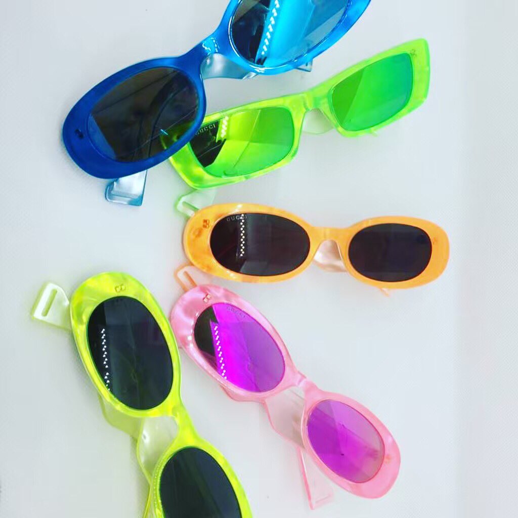 ShadesByHito's tweet photo. #ShadesByHito
Une palette de couleur rayonnante  !!  
Quelle couleur choisirez-vous ?? 
#Gucci 
.
.
#antibesjuanlespins #juanlespins #sunglasses #lunettesdesoleil #eyewear #fashion #colors #cotedazurfrance #frenchriviera #antibestourisme #blue #pink #green #yellow #orange #fluo https://t.co/a4zSRH5fJh