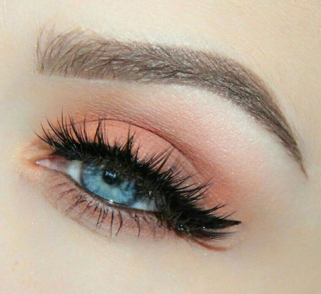 Vie_de_Style's tweet photo. Beautiful makeup 😍😍 #blogviedestyle #viedestyle #makeup #maquillage #tendance2019 #tendance #belle #makeuptutorial #beauty #look #classy #looks #beaute #instagood #chic #makeuptips #makeuponpoint #makeupguru #makeupoftheday #eyeshadow #makeuplovers #makeuptime #divas https://t.co/NXkz0sykQu