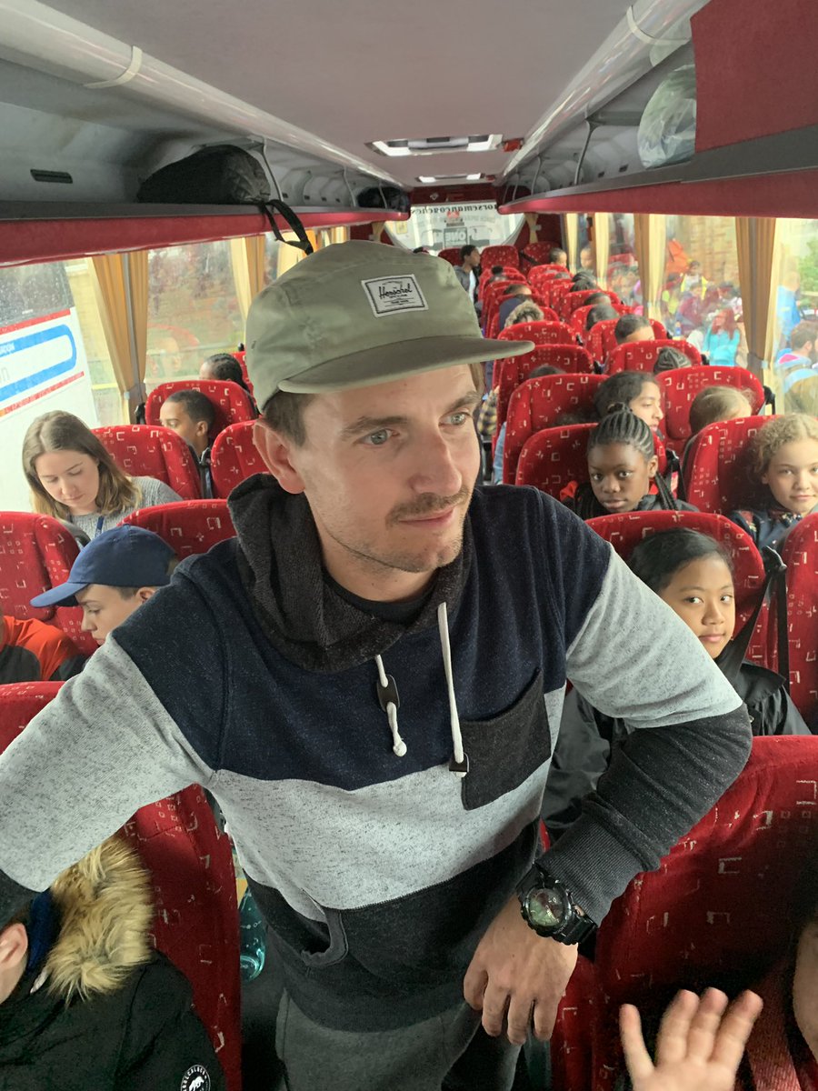 MBrookprimary's tweet photo. Time for home. Thanks for a fab trip PGL! #coachfun #TimeForASnooze #EverybodyWave #ByeRachel #Mbrook https://t.co/zoVAQPM0VZ