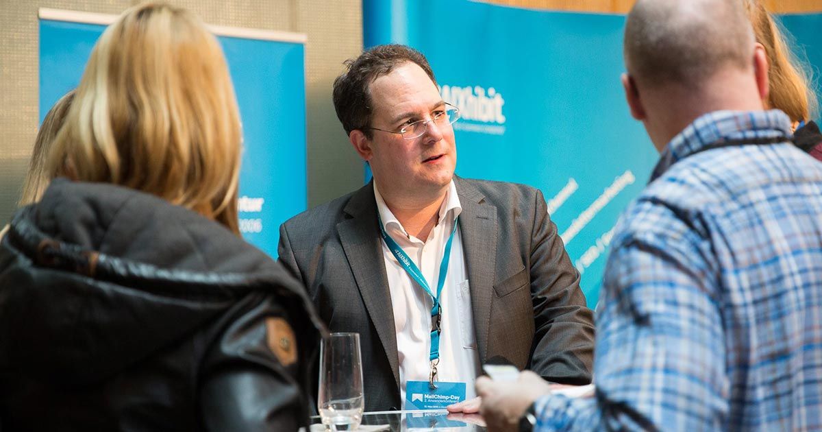 AIXhibit's tweet photo. Am Donnerstag ist bei uns Newsletter-Alarm! Wie unser Michael sagt: man kann nie genug #Mails verschicken. Kommt vorbei und sichert Euch wertvolle Tipps zum E-Mail-Marketing. Wir starten um 18.30Uhr im @worqs_de!
#kommtvorbei #offenesprechstunde https://t.co/6JXa3SDqk1