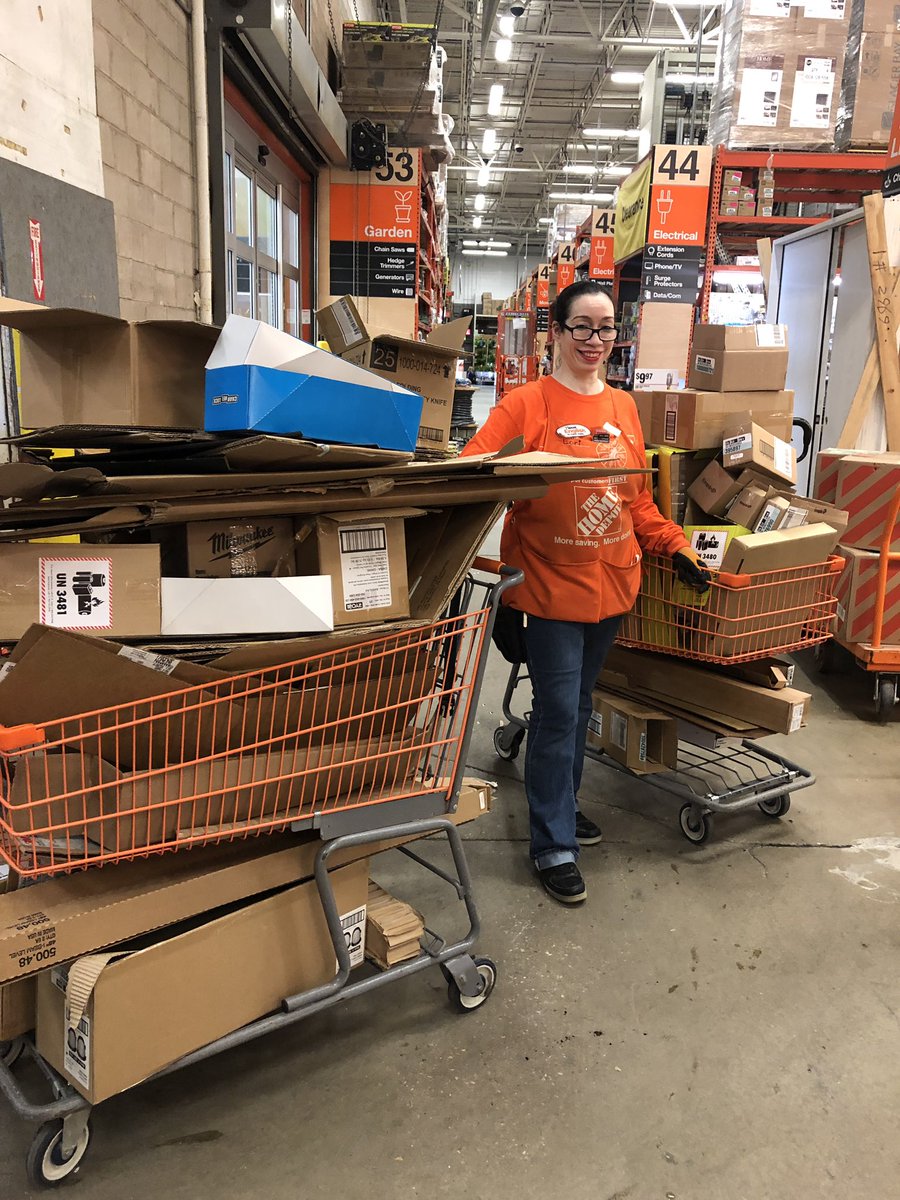 Dean and Maria getting it in!  2564 #instockchallenge