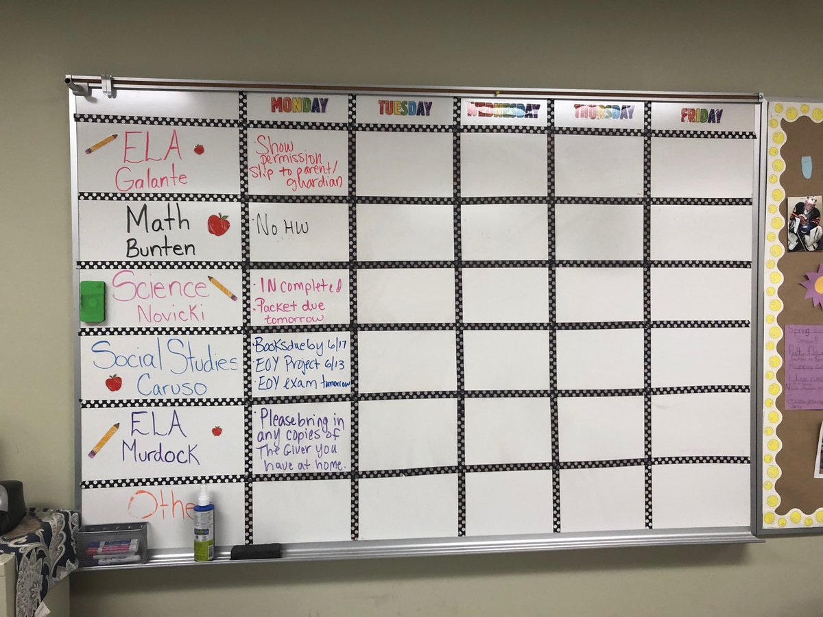 MissSnrms's tweet photo. Happy Monday!! It’s our last full week for the year!! https://t.co/8ru82P1lwS