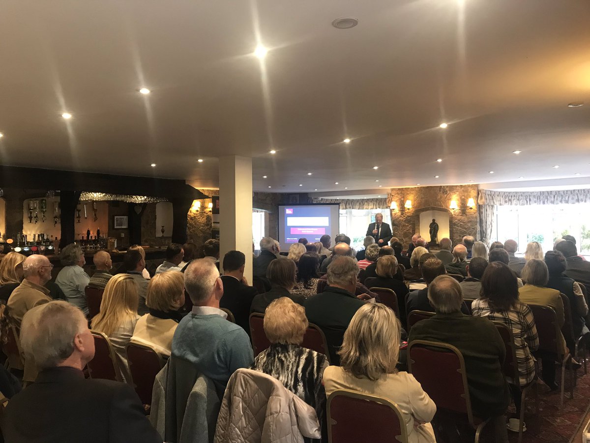ShaniceFBCMB's tweet photo. A great turnout this evening to look at the current state of #farming and the impact of #brexit and #tax @eurorealist @FBCManbyBowdler @BaldwinsRural https://t.co/hMztAUoIxV