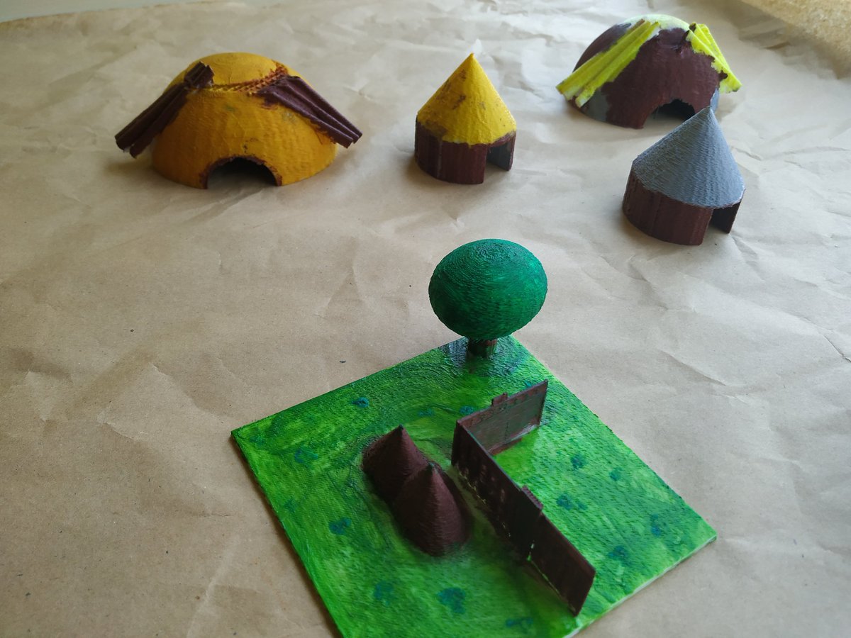 EscolaElsPins's tweet photo. Última fase del projecte #Prehistoria #3D Una vegada impresos els dissenys, avui ha estat el moment de pintar-los.
Felicitats alumnes de #3rPRI han quedat magnífics!
#MestresImplicats gràcies #PacoBernal #ABP #LearningByDuing https://t.co/aeDNmlfBed