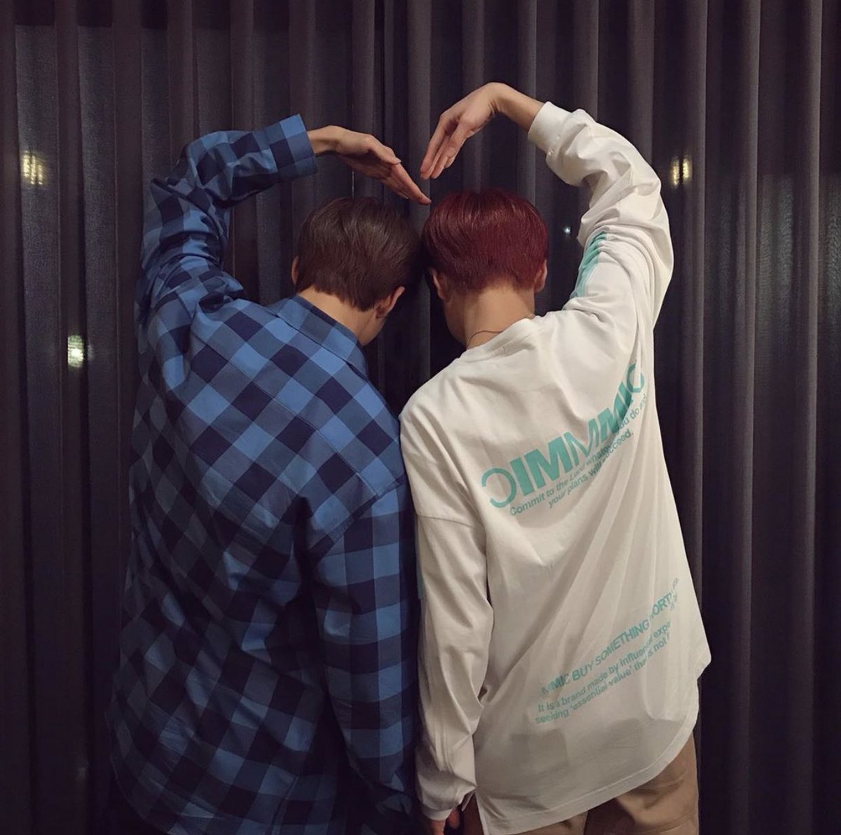 hwanghyunjinbr's tweet photo. [ #INSTA | 10.06.19 ]
Atualização Playlist Studio

"Cameos* que irão aparecer em A-Teen 🥰
Quem serão🤔 (Sem spoilers....🚫)
#Ateen2 #Ateen #Cameo #Playlist #Webdrama #ConvidadosEspeciais #SemSpoilers"

📎 https://t.co/kG8VbtQ9l9

#StrayKids @Stray_Kids
#HwangHyunjin #황현진 https://t.co/zaYVcXRpCX
