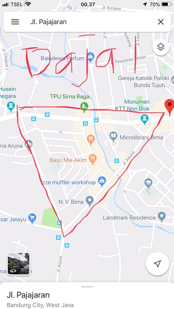 <a href="/ridwankamil/">Ridwan Kamil</a> Pa ieu jl.pajajaran bandung segitiga oge 🤣🤣🤣🤣