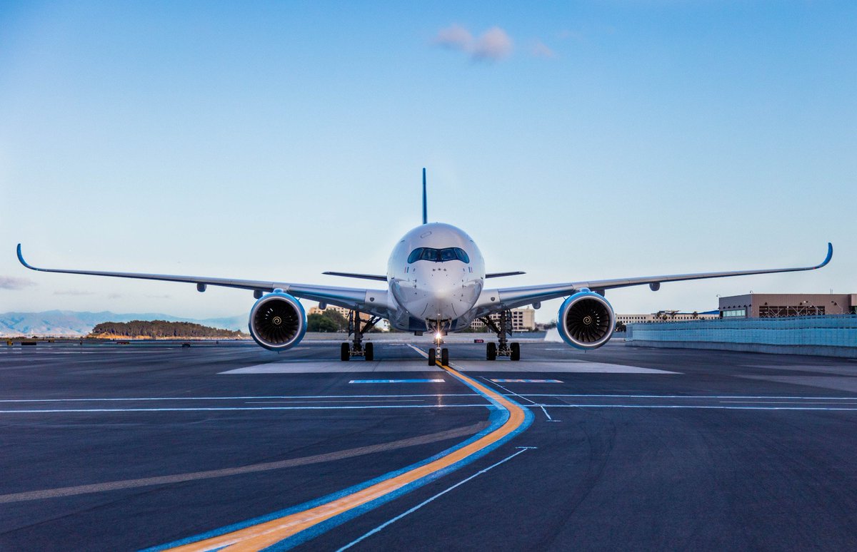 flySFO's tweet photo. Join us at our #WelcomeTap Plane Spotting event today at the top level of the West Field Parking Garage from 1:30pm-4:30pm. It will be very warm today! Please make sure to wear sunscreen, bring water, & wear comfortable clothing! For more info visit- https://t.co/a3PONwzX6b 🌞✈️ https://t.co/yNAyRH49Gz