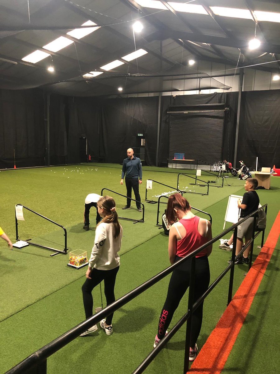 StTimothysPS's tweet photo. Room 17 really enjoyed their visit to Fairways Indoor Golf Centre with @BobbyRushford ποΈββοΈ ποΈββοΈ
#healthweek2018
#StTimothysSSGold https://t.co/y1vfOibMAu