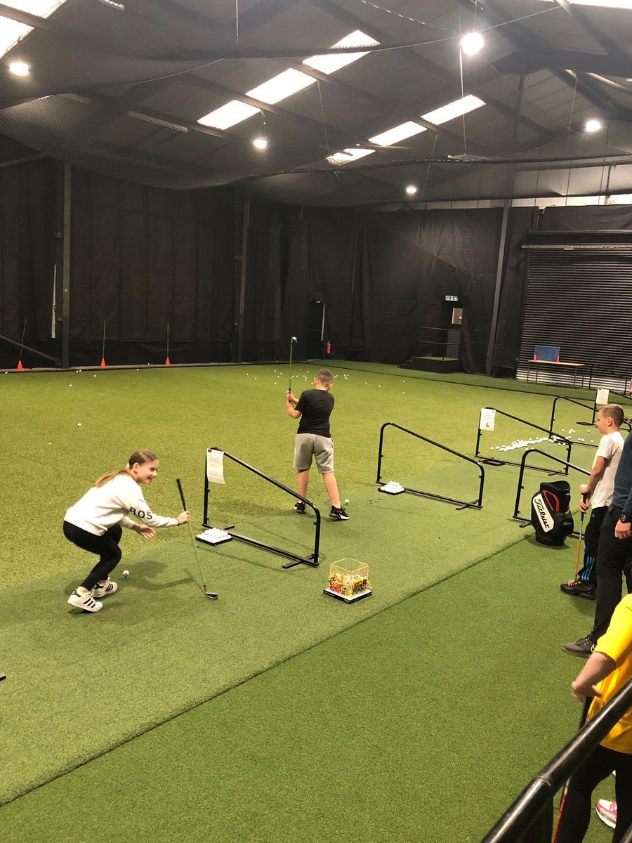 StTimothysPS's tweet photo. Room 17 really enjoyed their visit to Fairways Indoor Golf Centre with @BobbyRushford ποΈββοΈ ποΈββοΈ
#healthweek2018
#StTimothysSSGold https://t.co/y1vfOibMAu
