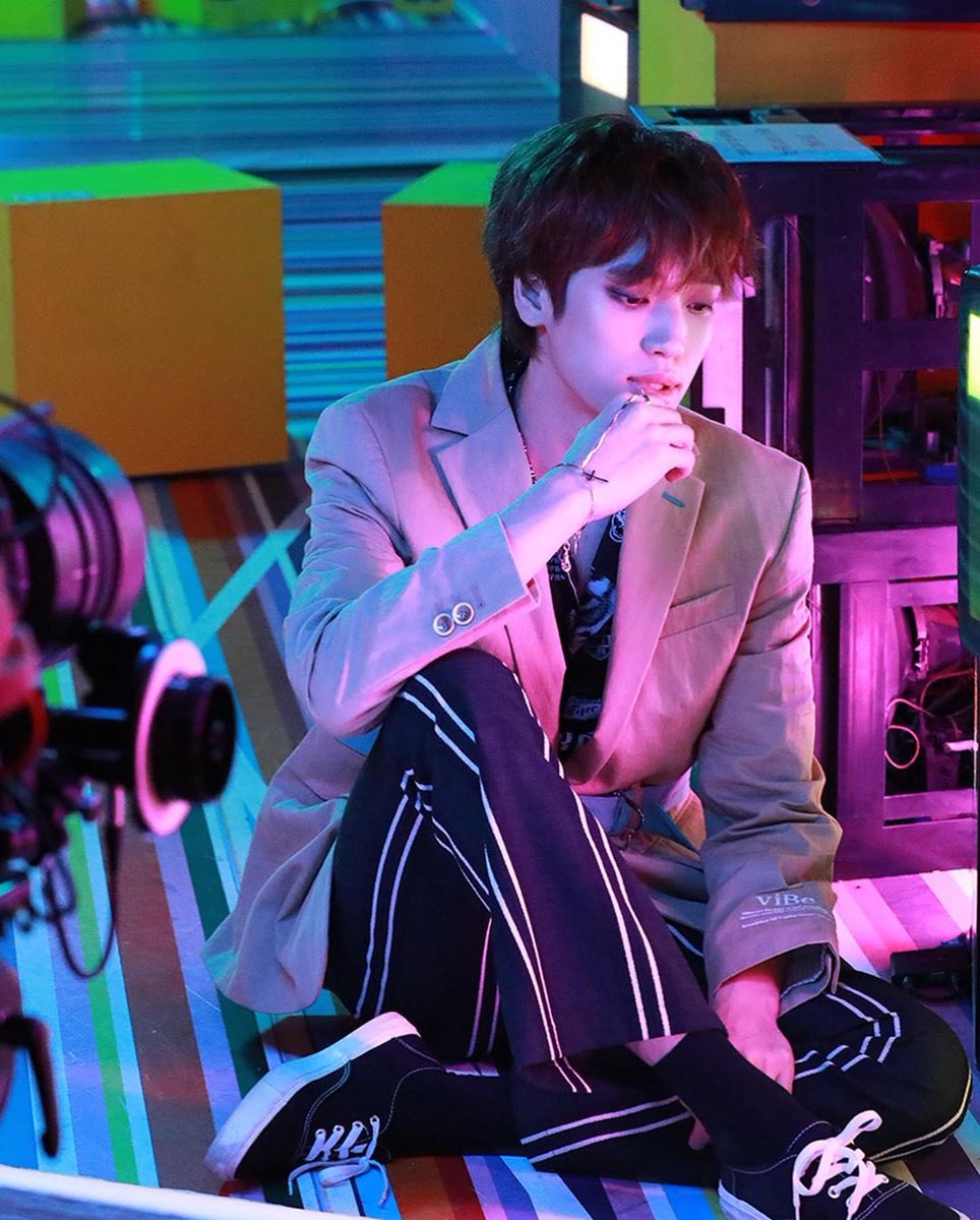 TEEN_TOPFR's tweet photo. ⌠📷⌡ 10.06.19 | Actualisation du compte Instagram de TEEN TOP !
« Une thérapie cérébrale bien nécessaire pour ceux qui ont une vie bien chargée! Teen Top ont trouvé cet endroit pour guérir. Voulez-vous savoir où il se trouve?
#KMCA #DearBrain #TEENTOP #DEARN9NE #Run_Away » https://t.co/1nAkhcaUm7