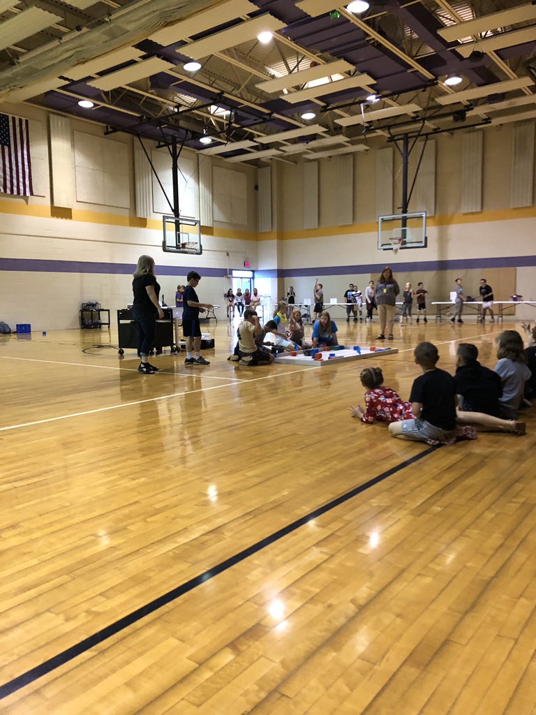 jennistull's tweet image. Enjoying the @VEXRobotics tournament! Thanks @Kohl32 and the fifth graders, exciting!! @SCSEagles1