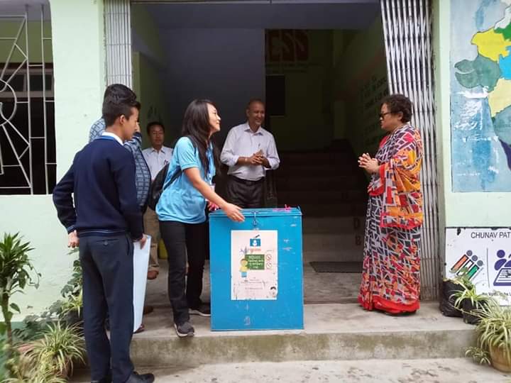 TheMsnEducation's tweet photo. #MissionEducation Team Namchi-Sumbuk Tashil placed a drop box at Government Senior Secondary School ,#Bikmat, #SouthSikkim as on 6th June 2019.

#Manav_Utthan_Sewa_Samiti 
#ManavDharam 
#Educate_Child_Educate_Nation https://t.co/wTYh9lDfbR